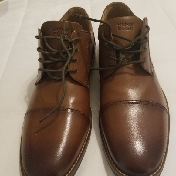 Men's  new Brown shoes - Picture 1 of 6